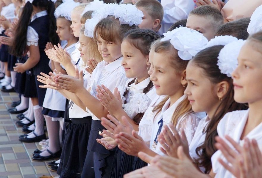В Лопатино открыта новая современная школа на 1100 учеников